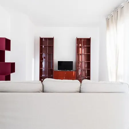 Italianway - Carducci 89 *